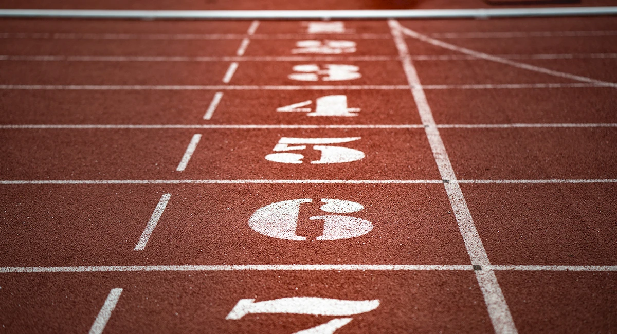 4_ways_to_win_the_race_in_public_relations-hero