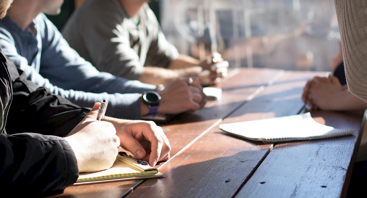 tips_to_become_a_better_communicator-hero