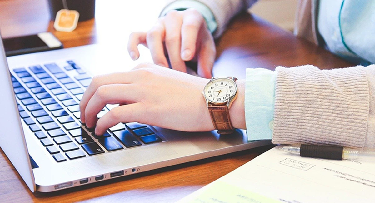 3_news_release_strategies_to_include_in_your_media_relations_toolbox-hero