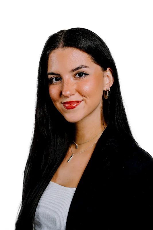 portrait-natalie-isaacs.jpg