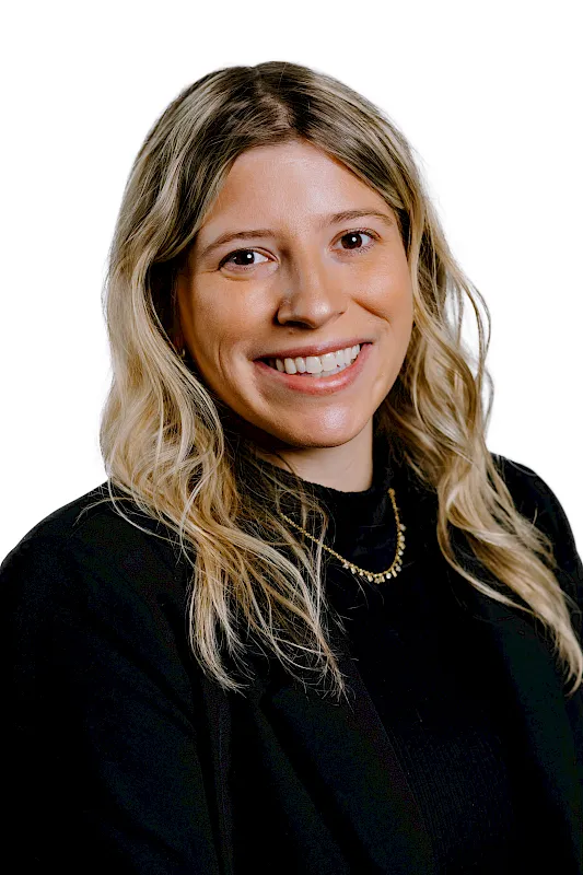 portrait-carissa-welsh.jpg